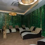 Palm World & ホテル