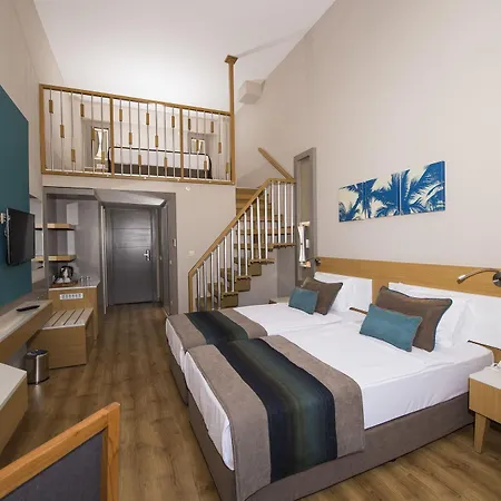 Palm World Resort&spa 5* Side