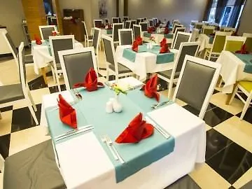 Hotel Palm World &