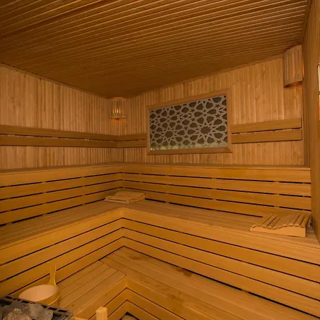 Palm World & Szálloda 5*