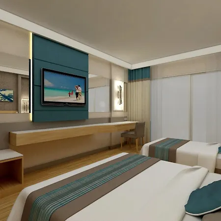 Palm World & Szálloda 5*