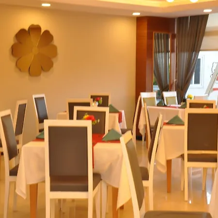 Palm World Resort&spa