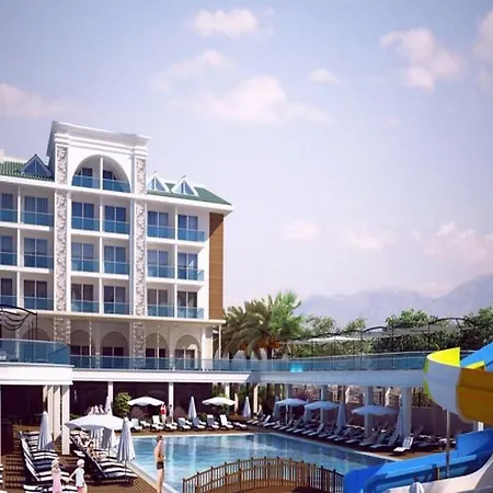 Palm World & Szálloda 5*