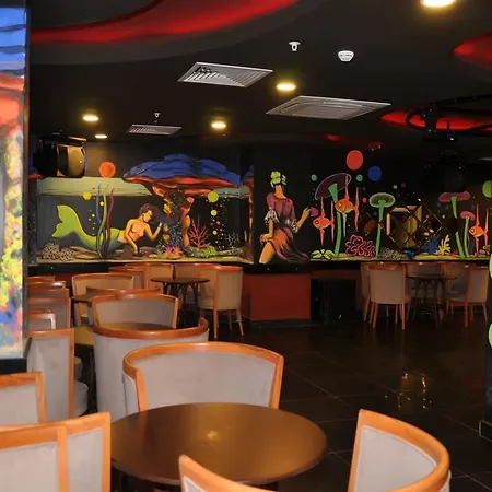 酒店 Palm World & 锡德