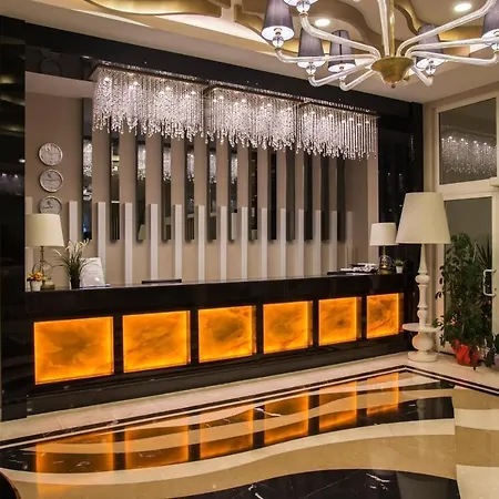 Palm World & Hotel